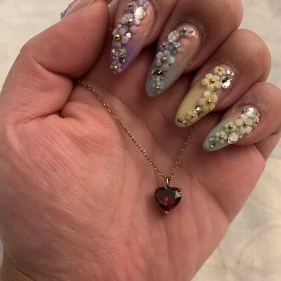 Kate Spade Garnet Pendant ♠️